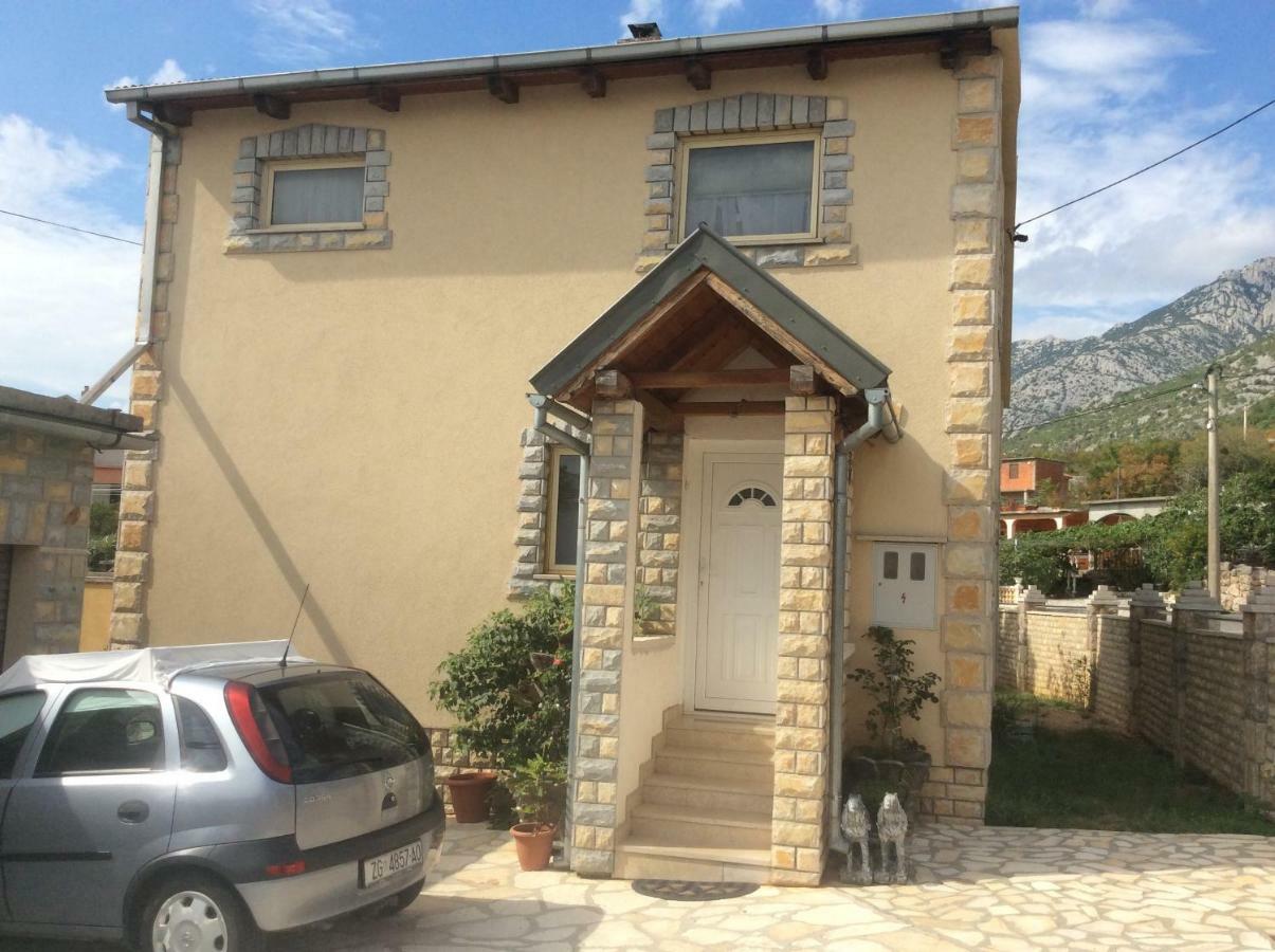 Apartman Nadia Karlobag Exterior photo